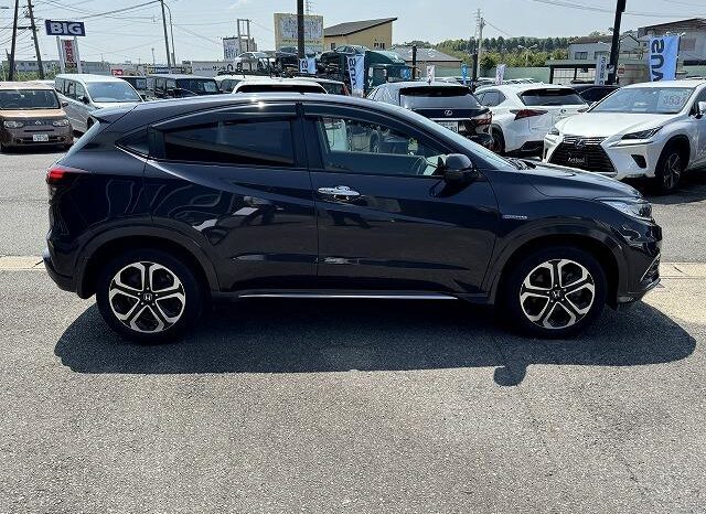 2018 HONDA VEZEL HYBRID READY FOR IMPORT TO KENYA full