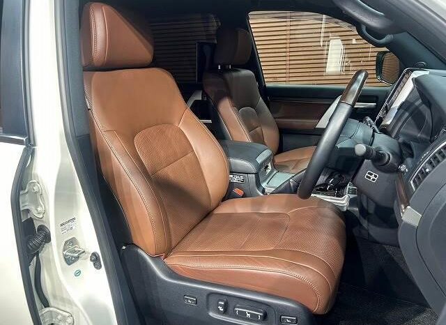 2019 TOYOTA LAND CRUISER ZX READY FOR IMPORT TO KENYA full