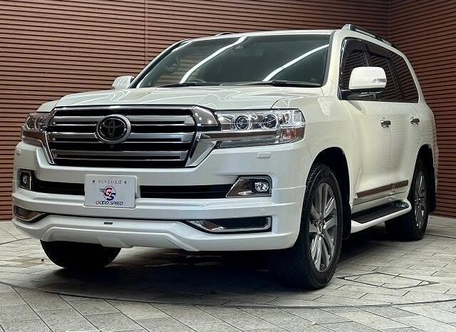 2019 TOYOTA LAND CRUISER ZX READY FOR IMPORT TO KENYA full