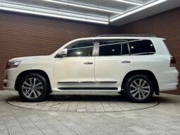 2019 TOYOTA LAND CRUISER ZX READY FOR IMPORT TO KENYA full