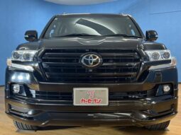 2019 TOYOTA LAND CRUISER ZX READY FOR IMPORT TO KENYA full