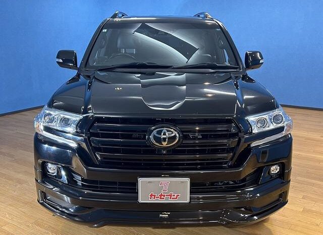 2019 TOYOTA LAND CRUISER ZX READY FOR IMPORT TO KENYA full