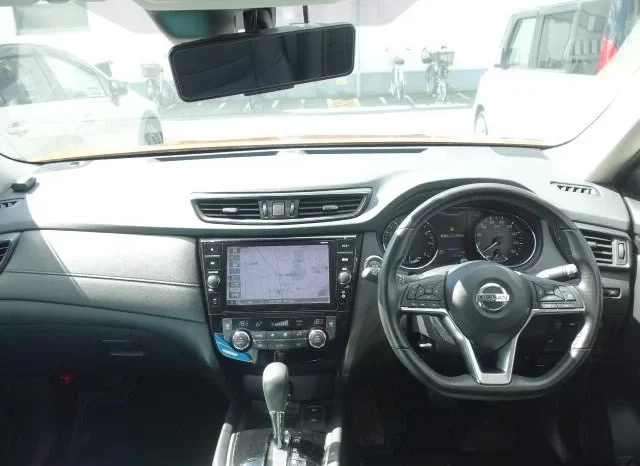 NISSAN X-TRAIL HYBRID READY FOR IMPORT TO KENYA full