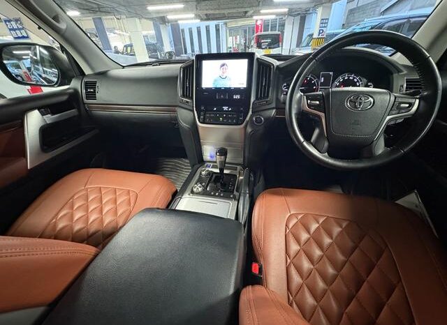 2018 TOYOTA LAND CRUISER AX READY FOR IMPORT TO KENYA full