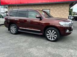 2019 TOYOTA LAND CRUISER ZX READY FOR IMPORT TO KENYA full