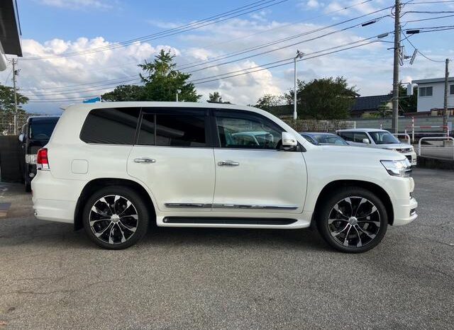 2018 TOYOTA LAND CRUISER ZX READY FOR IMPORT TO KENYA full