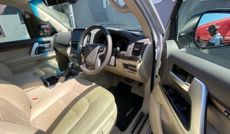 2019 Toyota Land Cruiser 200 Ready For Import To Kenya full