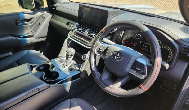 2024 Toyota Land Cruiser 300 V6 3.3 D GX-R Ready For Import To Kenya full