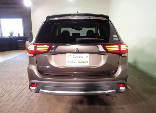 2018 MITSUBISHI OUTLANDER READY FOR IMPORT TO KENYA full