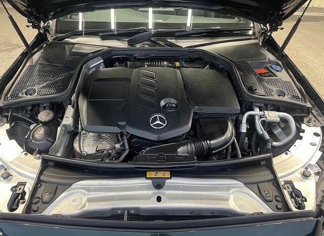 2019 MERCEDES BENZ C-CLASS C220D AVANTGARDE READY FOR IMPORT TO KENYA full