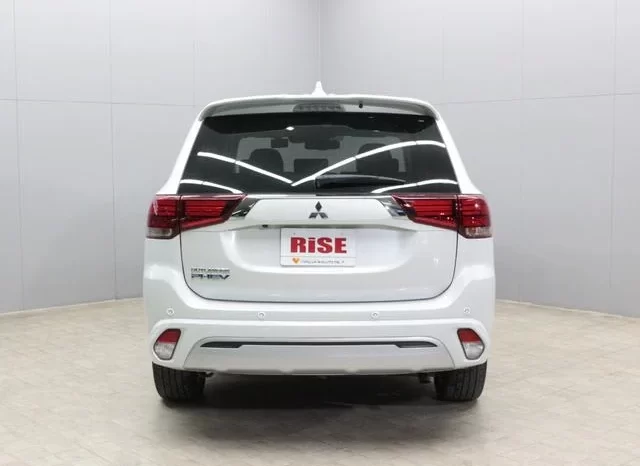 2019 MITSUBISHI OUTLANDER PHEV READY FOR IMPORT TO KENYA full