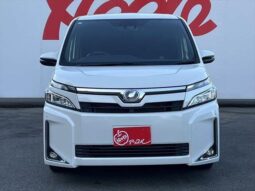 2018 TOYOTA VOXY HYBRID V READY FOR IMPORT TO KENYA full