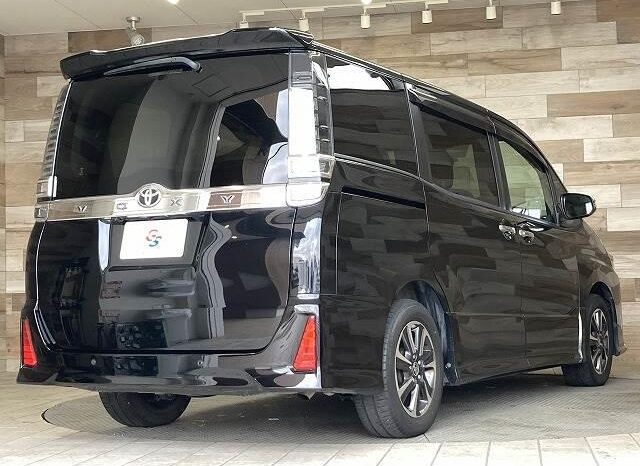 2019 TOYOTA VOXY READY FOR IMPORT TO KENYA full