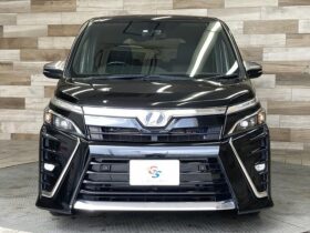 2019 TOYOTA VOXY READY FOR IMPORT TO KENYA