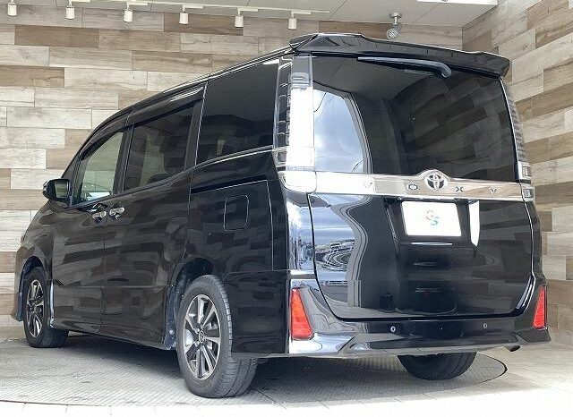 2019 TOYOTA VOXY READY FOR IMPORT TO KENYA full