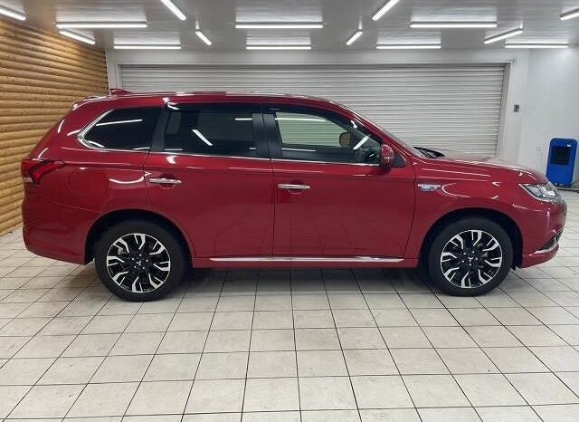 2018 MITSUBISHI OUTLANDER PHEV READY FOR IMPORT TO KENYA full