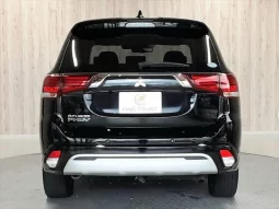 2019 MITSUBISHI OUTLANDER PHEV READY FOR IMPORT TO KENYA full