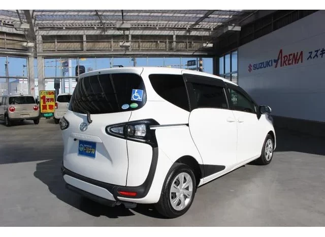 2019 TOYOTA SIENTA X READY FOR IMPORT TO KENYA full