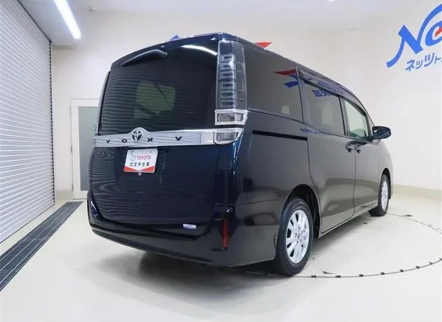 2018 TOYOTA VOXY READY FOR IMPORT TO KENYA full