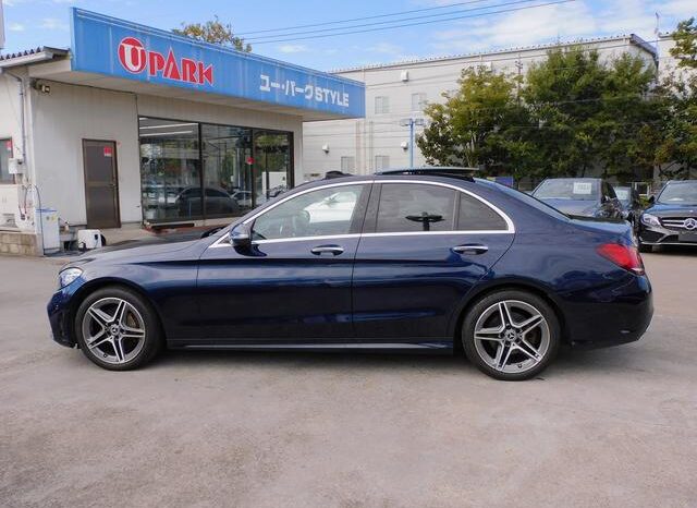 2019 MERCEDES BENZ C-CLASS C200 AVANTGARDE AMG LINE READY FOR IMPORT TO KENYA full