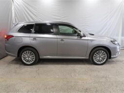 2018 MITSUBISHI OUTLANDER PHEV READY FOR IMPORT TO KENYA full