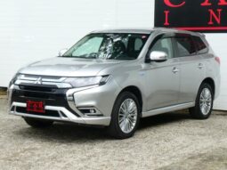 2019 MITSUBISHI OUTLANDER PHEV READY FOR IMPORT TO KENYA full