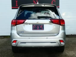 2019 MITSUBISHI OUTLANDER PHEV READY FOR IMPORT TO KENYA full