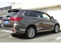 2019 MITSUBISHI OUTLANDER PHEV READY FOR IMPORT TO KENYA full