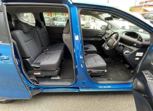 2018 TOYOTA SIENTA HYBRID READY FOR IMPORT TO KENYA full