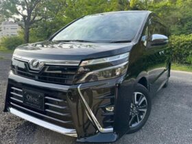 2019 TOYOTA VOXY ZS READY FOR IMPORT TO KENYA