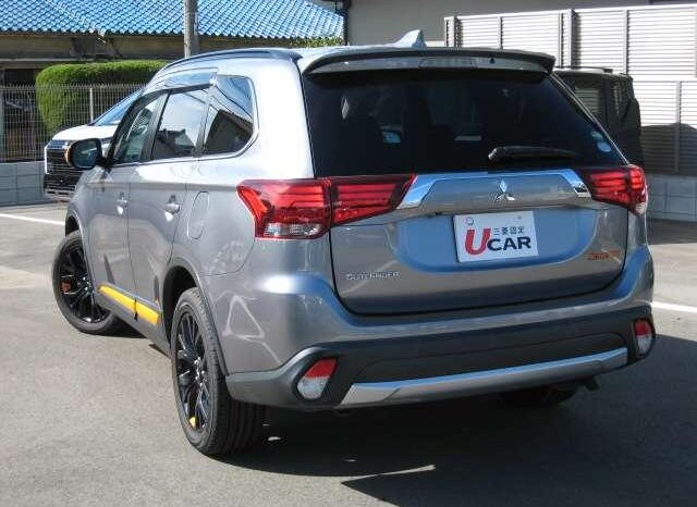 2018 MITSUBISHI OUTLANDER READY FOR IMPORT TO KENYA full