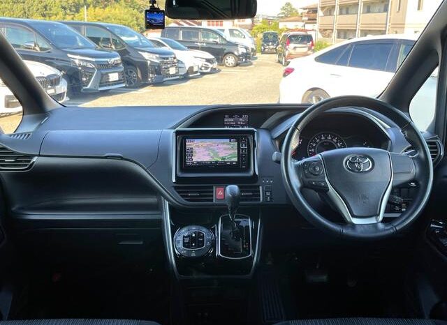 2018 TOYOTA VOXY READY FOR IMPORT TO KENYA full