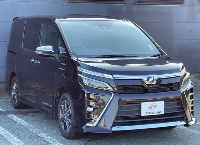 2018 TOYOTA VOXY READY FOR IMPORT TO KENYA full