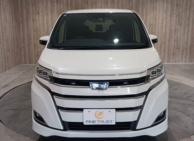 2018 Toyota Noah Import to Kenya full