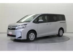 2018 TOYOTA VOXY READY FOR IMPORT TO KENYA full