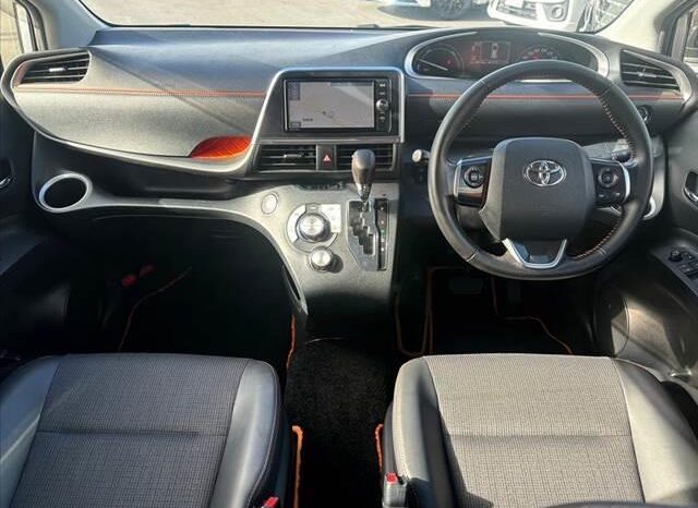 2018 TOYOTA SIENTA HYBRID READY FOR IMPORT TO KENYA full