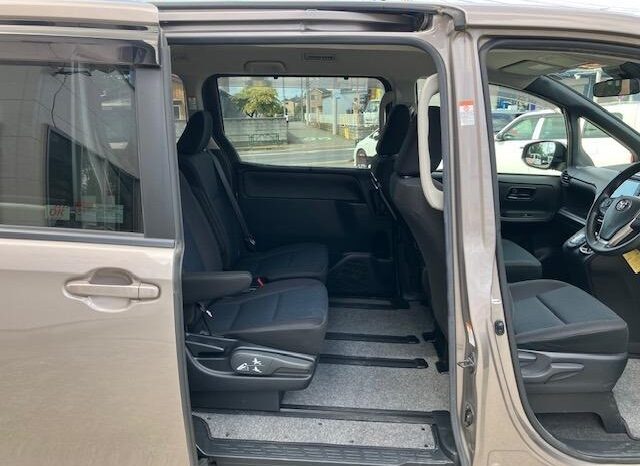 2019 Toyota Noah Import to Kenya full