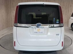 2018 Toyota Noah Import to Kenya full