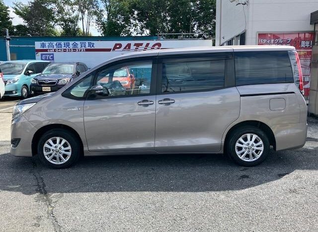 2019 Toyota Noah Import to Kenya full