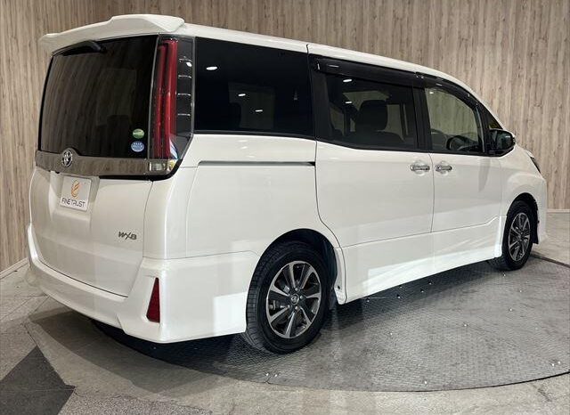 2018 Toyota Noah Import to Kenya full