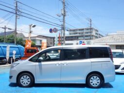 2019 Toyota Noah Import to Kenya full