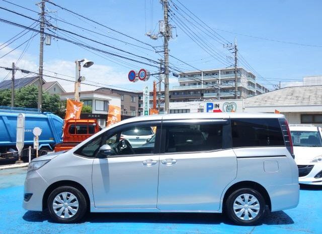 2019 Toyota Noah Import to Kenya full