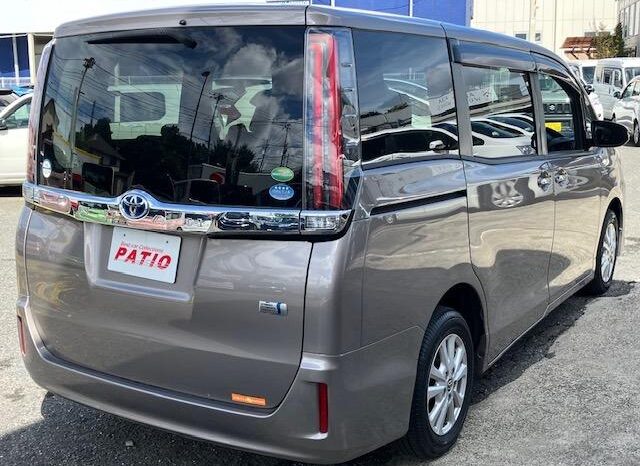 2019 Toyota Noah Import to Kenya full