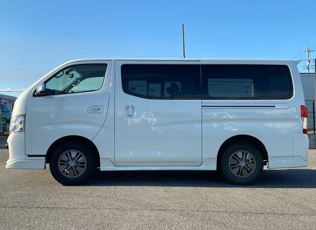 NISSAN NV350 CARAVAN VAN  FOR SALE IN NAIROBI full