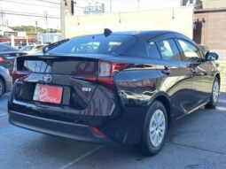 2019 TOYOTA PRIUS S FOR SALE IN NAIROBI KENYA full