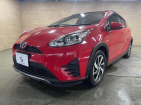 2018 TOYOTA AQUA CROSSOVER FOR SALE IN KENYA