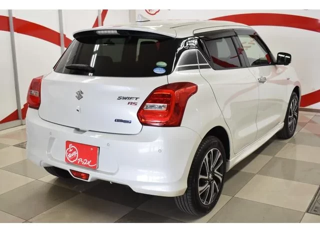 2020 SUZUKI SWIFT HYBRID RS FOR SALE IN KENYA full