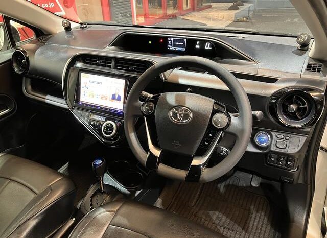 TOYOTA AQUA S FOR SALE IN KENYA full