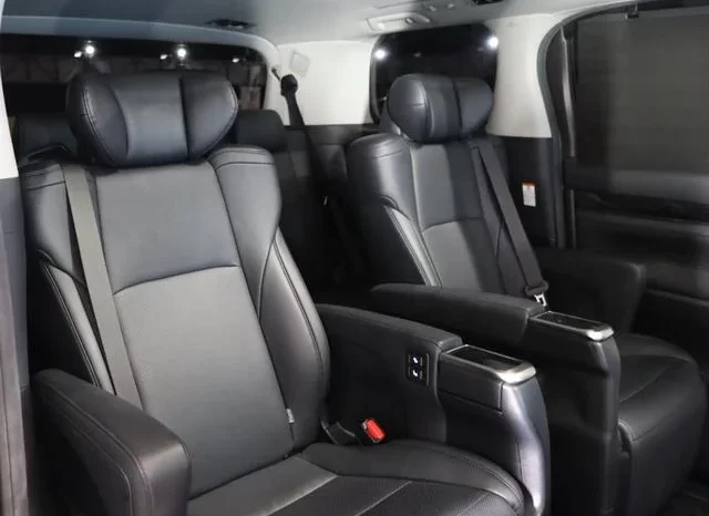 2018 TOYOTA ALPHARD 2.5S C PACKAGE FOR SALE IN KENYA full