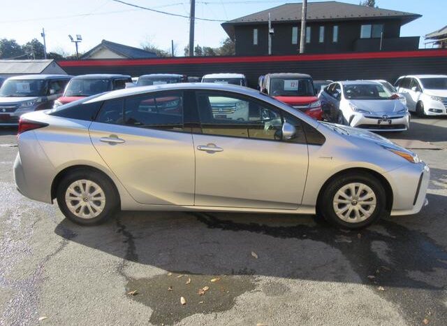 2019 TOYOTA PRIUS S FOR SALE IN KENYA full